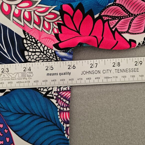 Creation Tunic Top Size 2X Asymmetrical 3/4 Sleeves Vibrant Colorful Leaf Design - Picture 9 of 10